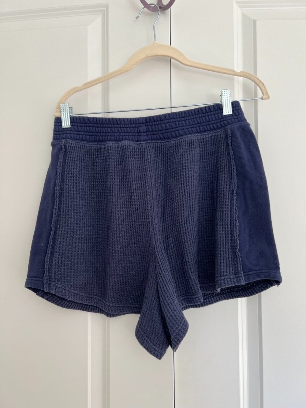 Aerie waffle knit shorts (Size M)